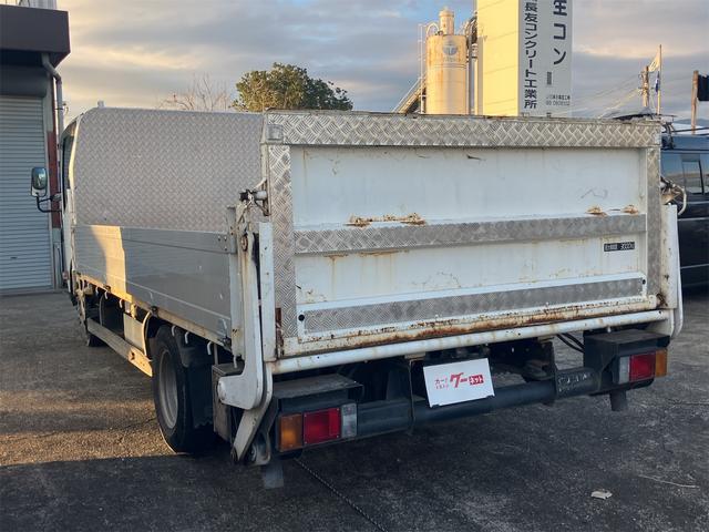 エルフトラック 　トラック　パワーゲート付　６速マニュアル　荷台内寸４３７０×２０８０×３８０後輪ダブル　ＥＴＣ　バックカメラ　キーレスエントリー　電動格納ミラー　エアコン　パワーステアリング（21枚目）