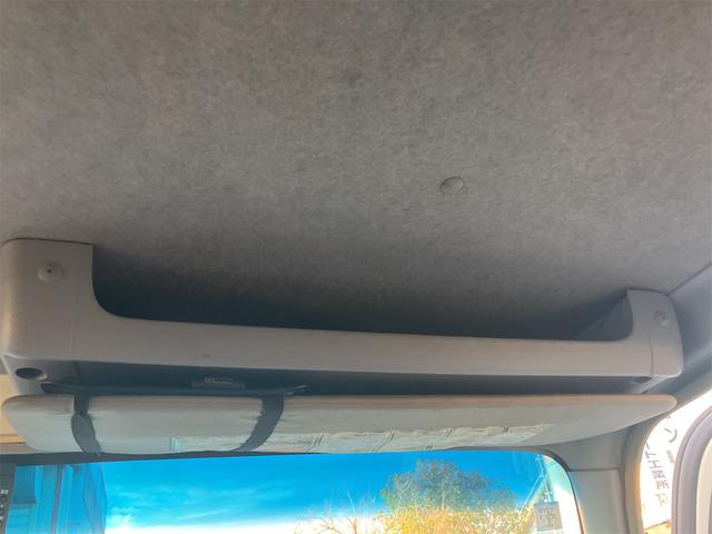 エルフトラック 　トラック　パワーゲート付　６速マニュアル　荷台内寸４３７０×２０８０×３８０後輪ダブル　ＥＴＣ　バックカメラ　キーレスエントリー　電動格納ミラー　エアコン　パワーステアリング（52枚目）