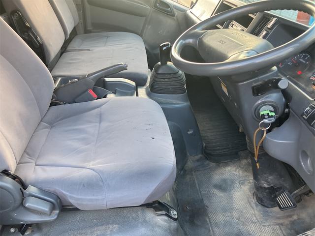 エルフトラック 　トラック　パワーゲート付　６速マニュアル　荷台内寸４３７０×２０８０×３８０後輪ダブル　ＥＴＣ　バックカメラ　キーレスエントリー　電動格納ミラー　エアコン　パワーステアリング（63枚目）