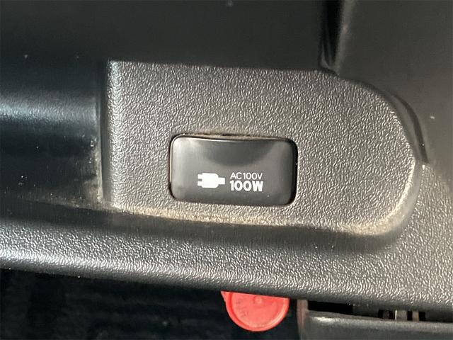 レジアスエースバン ロングスーパーＧＬ　ＥＴＣ　バックカメラ　ナビ　ＴＶ　両側電動スライドドア　オートライト　スマートキー　電動格納ミラー　ＡＴ　１００Ｖ電源　ＡＢＳ　エアコン　パワーステアリング　パワーウィンドウ　運転席エアバッグ　ＣＤ（38枚目）