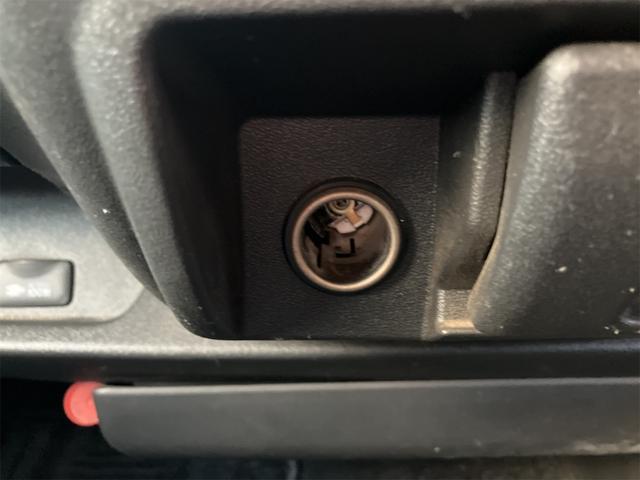 レジアスエースバン ロングスーパーＧＬ　ＥＴＣ　バックカメラ　ナビ　ＴＶ　両側電動スライドドア　オートライト　スマートキー　電動格納ミラー　ＡＴ　１００Ｖ電源　ＡＢＳ　エアコン　パワーステアリング　パワーウィンドウ　運転席エアバッグ　ＣＤ（41枚目）