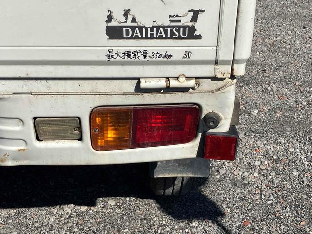 ハイゼットトラック 　４ＷＤ　軽トラック　５速マニュアル　エアコン　パワステ　三方開　積載量３５０ｋｇ（23枚目）