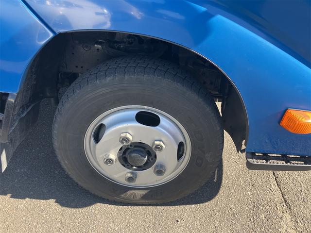 デュトロ 2.0t Wキャブ トラック AT 後輪ダブル ETC ナビ TV アイドリングストップ 電動格納ミラー エアコン パワーステアリング パワーウィンドウ 運転席エアバッグ(14枚目)