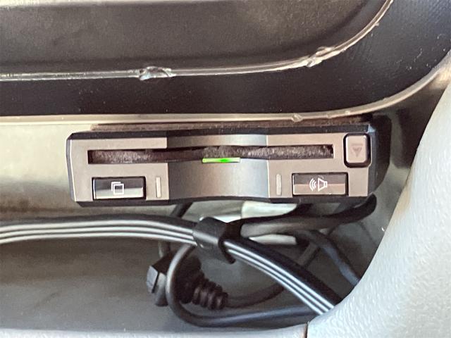 デュトロ 2.0t Wキャブ トラック AT 後輪ダブル ETC ナビ TV アイドリングストップ 電動格納ミラー エアコン パワーステアリング パワーウィンドウ 運転席エアバッグ(37枚目)