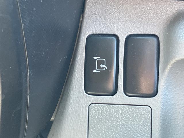 デュトロ 2.0t Wキャブ トラック AT 後輪ダブル ETC ナビ TV アイドリングストップ 電動格納ミラー エアコン パワーステアリング パワーウィンドウ 運転席エアバッグ(49枚目)