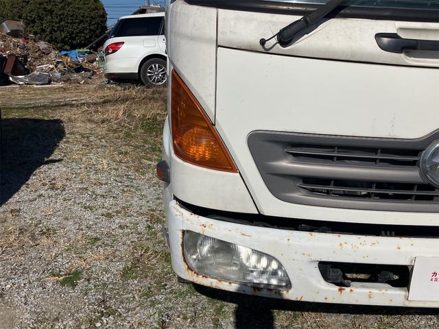 ヒノレンジャー 　３．８ｔダンプ　トラック　コボレーン　６速マニュアル　後輪ダブル　エアコン　パワーステアリング　パワーウィンドウ　運転席エアバッグ（4枚目）