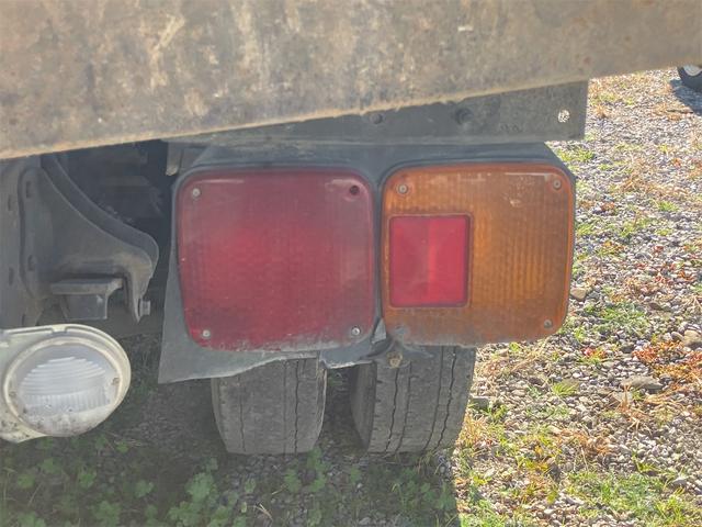 ヒノレンジャー 　３．８ｔダンプ　トラック　コボレーン　６速マニュアル　後輪ダブル　エアコン　パワーステアリング　パワーウィンドウ　運転席エアバッグ（19枚目）