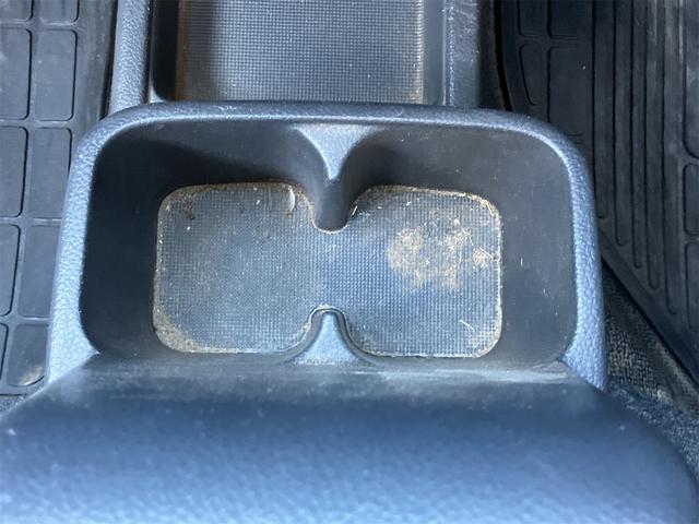 キャリイトラック 4WD 軽トラック パワステ 5速マニュアル ヘッドライトレベライザー エアコン 三方開 積載量350kg(38枚目)