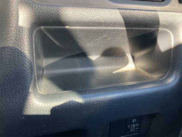 キャリイトラック 4WD 軽トラック パワステ 5速マニュアル ヘッドライトレベライザー エアコン 三方開 積載量350kg(54枚目)