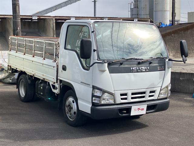 エルフトラック 2.0t平ボディー オートマチック 後輪ダブル アイドリングストップ エアコン パワーステアリング パワーウィンドウ 運転席エアバッグ 積載量2000kg(3枚目)