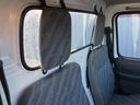 4WD 軽トラック パワステ 5速マニュアル ヘッドライトレベライザー エアコン 三方開 積載量350kg(62枚目)