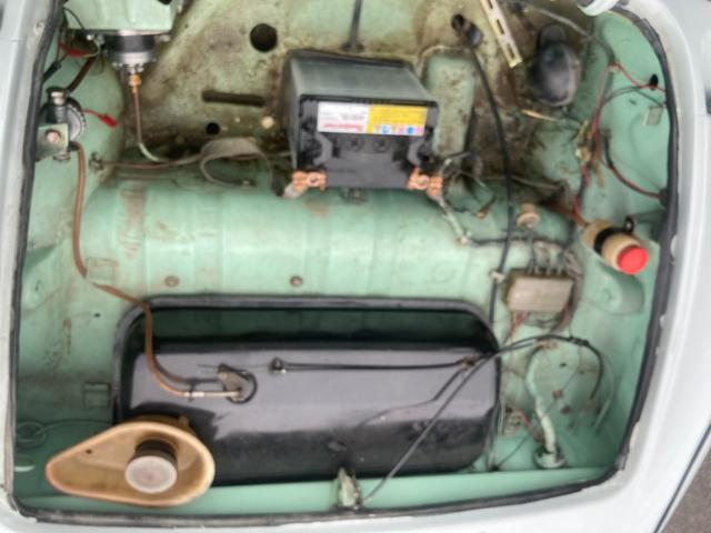 Ｒ３６０クーペ 　エンジンＯＨ済み　４速マニュアル車　４人乗り　全塗装済み　ウェーザーゴム　フロントリア交換済み　新品パーツ１００点以上あり　８シングルナンバー　ワンオーナー（22枚目）