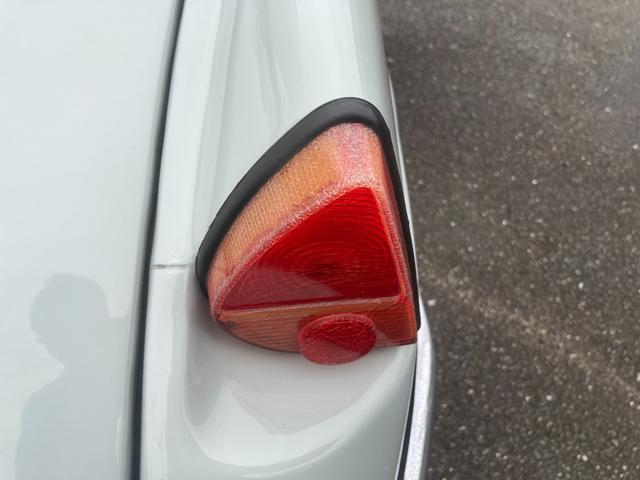 Ｒ３６０クーペ 　エンジンＯＨ済み　４速マニュアル車　４人乗り　全塗装済み　ウェーザーゴム　フロントリア交換済み　新品パーツ１００点以上あり　８シングルナンバー　ワンオーナー（34枚目）