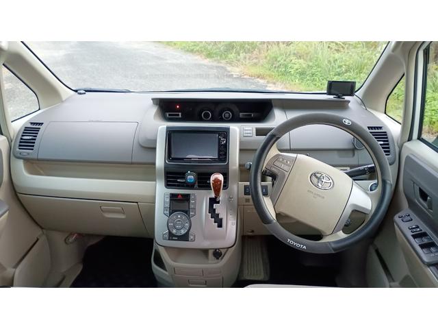 ノア Ｘ　スマートエディション　フリップダウンモニター付き　オートマ　両側パワースライド　スマートキー　バックカメラ（10枚目）