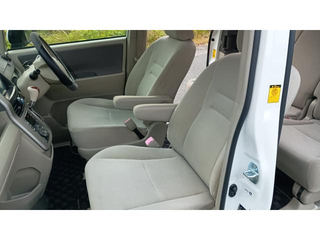 ノア Ｘ　スマートエディション　フリップダウンモニター付き　オートマ　両側パワースライド　スマートキー　バックカメラ（23枚目）