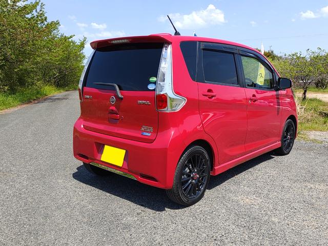 ���@�Ԍ��@�E�@�G���W���I�C�������@�Ȃǁ@�Ԃ̃����e�i���X�@���C�����������I�@��