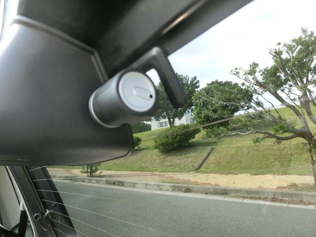 キックス RX 4WD ターボ 5MT リフトアップ公認 マッドタイヤ MKWアルミホイール オーバーフェンダー JAOSアンダーガード JAOSマッドフラップ 社外マフラー (ブラック)(43枚目)