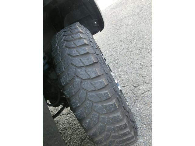 キックス RX 4WD ターボ 5MT リフトアップ公認 マッドタイヤ MKWアルミホイール オーバーフェンダー JAOSアンダーガード JAOSマッドフラップ 社外マフラー (ブラック)(58枚目)