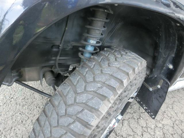 キックス RX 4WD ターボ 5MT リフトアップ公認 マッドタイヤ MKWアルミホイール オーバーフェンダー JAOSアンダーガード JAOSマッドフラップ 社外マフラー (ブラック)(60枚目)