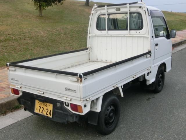 サンバートラック SDX スーパーチャージャー 三方開 4WD 4気筒 スーパーチャージャー付エンジン 切替式4WD 5速マニュアルミッション エアコン付 Tベルト交換済 車検8年4月まで (ホワイト)(7枚目)