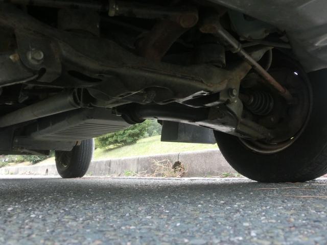 サンバートラック ＳＤＸ　スーパーチャージャー　三方開　４ＷＤ　４気筒　スーパーチャージャー付エンジン　切替式４ＷＤ　５速マニュアルミッション　エアコン付　Ｔベルト交換済　車検８年４月まで　（ホワイト）（36枚目）