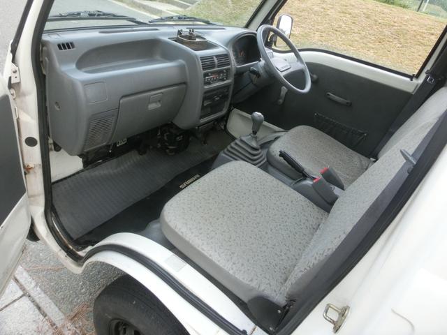 サンバートラック ＳＤＸ　スーパーチャージャー　三方開　４ＷＤ　４気筒　スーパーチャージャー付エンジン　切替式４ＷＤ　５速マニュアルミッション　エアコン付　Ｔベルト交換済　車検８年４月まで　（ホワイト）（52枚目）