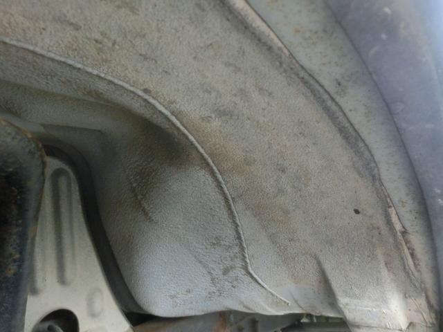 サンバートラック ＳＤＸ　スーパーチャージャー　三方開　４ＷＤ　４気筒　スーパーチャージャー付エンジン　切替式４ＷＤ　５速マニュアルミッション　エアコン付　Ｔベルト交換済　車検８年４月まで　（ホワイト）（56枚目）