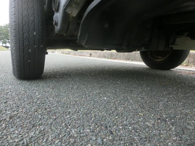 サンバートラック ＳＤＸ　スーパーチャージャー　三方開　４ＷＤ　４気筒　スーパーチャージャー付エンジン　切替式４ＷＤ　５速マニュアルミッション　エアコン付　Ｔベルト交換済　車検８年４月まで　（ホワイト）（61枚目）