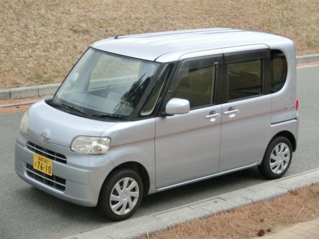 タント 　スローパー　車椅子　スロープ付き　リヤシート付４人乗り　車椅子移動車　車検８年８月　福祉車両　Ｔチェーン式エンジン　ＣＶＴ　フル装備　エアコン　リヤシート取外し可能（4枚目）