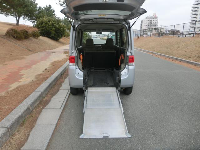 タント 　スローパー　車椅子　スロープ付き　リヤシート付４人乗り　車椅子移動車　車検８年８月　福祉車両　Ｔチェーン式エンジン　ＣＶＴ　フル装備　エアコン　リヤシート取外し可能（44枚目）