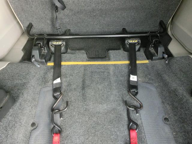 タント 車椅子移動車 電動ウインチ 車イス固定具 スロープ リヤシート付4人乗り Tチェーン式エンジン CVT フル装備 福祉車両(13枚目)
