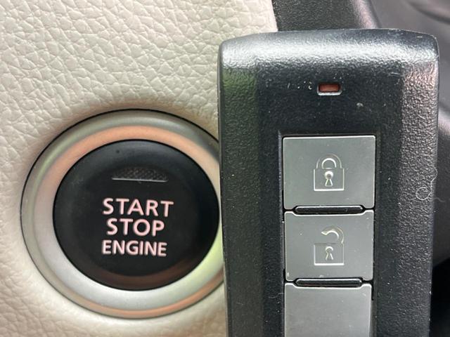 X Vセレクション+セーフティII 衝突軽減装置 禁煙車 アラウンドビューモニター スマートキー 踏み間違い防止 CDプレーヤー 盗難防止装置 プライバシーガラス ベンチシート アイドリングストップ 電動格納ドアミラー(5枚目)