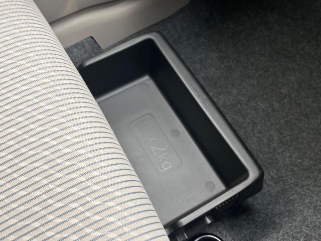 X Vセレクション+セーフティII 衝突軽減装置 禁煙車 アラウンドビューモニター スマートキー 踏み間違い防止 CDプレーヤー 盗難防止装置 プライバシーガラス ベンチシート アイドリングストップ 電動格納ドアミラー(45枚目)