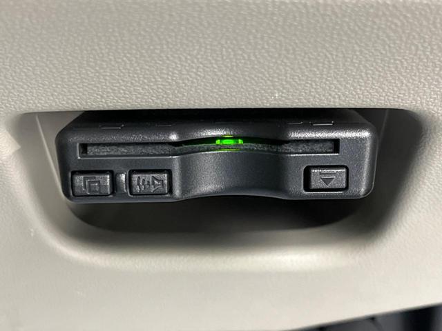 XリミテッドII SAIII 衝突軽減装置 禁煙車 純正ナビ バックカメラ Bluetooth ETC ドライブレコーダー シートヒーター LEDヘッド 誤発進抑制 車線逸脱警報 オートハイビーム スマートキ- オートエアコン(8枚目)