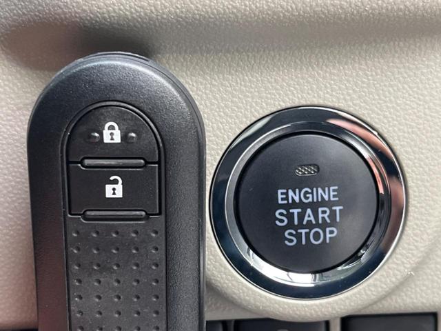 XリミテッドII SAIII 衝突軽減装置 禁煙車 純正ナビ バックカメラ Bluetooth ETC ドライブレコーダー シートヒーター LEDヘッド 誤発進抑制 車線逸脱警報 オートハイビーム スマートキ- オートエアコン(38枚目)