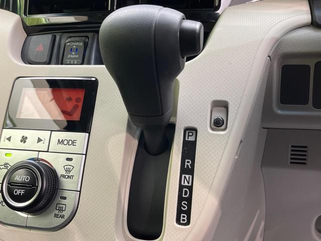 XリミテッドII SAIII 衝突軽減装置 禁煙車 純正ナビ バックカメラ Bluetooth ETC ドライブレコーダー シートヒーター LEDヘッド 誤発進抑制 車線逸脱警報 オートハイビーム スマートキ- オートエアコン(43枚目)