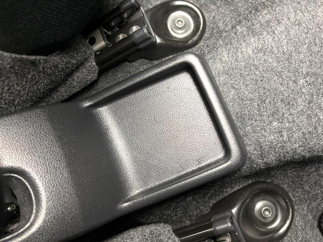 L SAIII 禁煙車 衝突軽減装置 コーナーセンサー 踏み間違い防止 オートハイビーム 車線逸脱警報 純正オーディオ アイドリングストップ プライバシーガラス ドアバイザー ふらつき防止機能 AUX接続(44枚目)