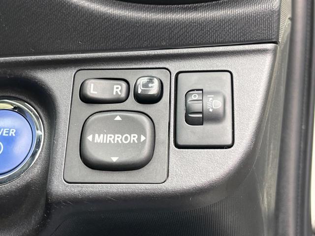 アクア Ｓ　純正ナビ　禁煙車　バックカメラ　ＥＴＣ　Ｂｌｕｅｔｏｏｔｈ　シートヒーター　スマートキ－　オートエアコン　オートライト　電動格納ミラー　プライバシーガラス　ドアバイザー　地デジ（39枚目）
