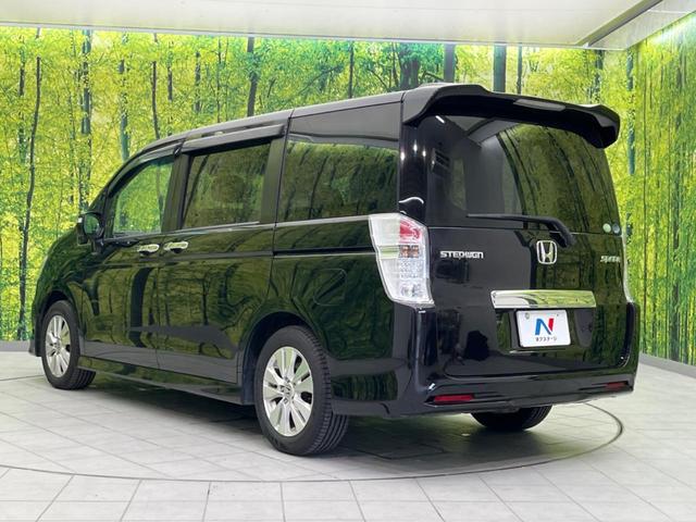 ステップワゴンスパーダ Ｚ　フリップダウンモニター　両側電動スライド　禁煙車　ＳＤナビ　バックカメラ　ＥＴＣ　Ｂｌｕｅｔｏｏｔｈ　フルセグ　ドライブレコーダー　オートライト　オートエアコン　ＨＩＤヘッド　革巻きステアリング（28枚目）