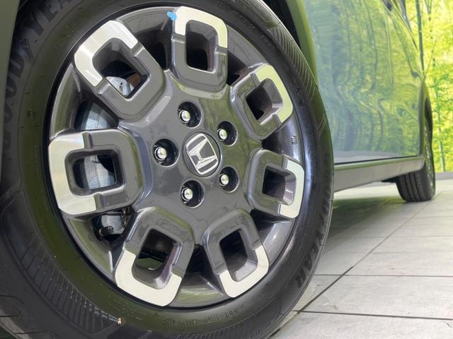 フリード クロスター　登録済未使用車　両側電動スライドドア　衝突軽減　レーダークルーズ　シートヒーター　スマートキー　ＬＥＤヘッド　ＬＥＤフォグレーンキープ　クリアランスソナー　ハーフレザーシート　オートマチックハイビーム（12枚目）