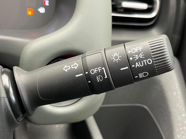 フリード クロスター　登録済未使用車　両側電動スライドドア　衝突軽減　レーダークルーズ　シートヒーター　スマートキー　ＬＥＤヘッド　ＬＥＤフォグレーンキープ　クリアランスソナー　ハーフレザーシート　オートマチックハイビーム（27枚目）