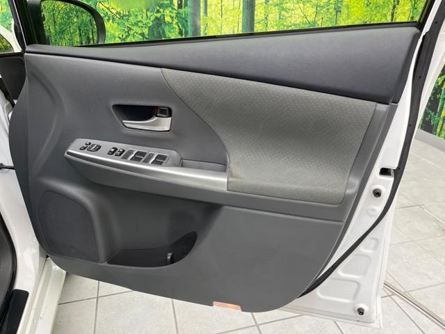プリウスアルファ Ｓ　禁煙車　純正ＳＤナビ　バックカメラ　ＥＴＣ　ステアリングスイッチ　オートエアコン　純正１６インチアルミホイール　フォグランプ　ＣＤ再生　地デジ　盗難防止装置　プライバシーガラス　オートライト（31枚目）