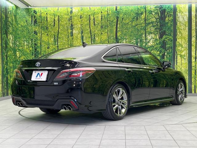 クラウンハイブリッド ＲＳアドバンス　衝突軽減装置　禁煙車　ナビ付１２．３型ディスプレイオーディオ　革シート　レーダークルーズ　バックカメラ　ＥＴＣ　Ｂｌｕｅｔｏｏｔｈ　ドライブレコーダー　シートヒーター　パワーシート　ＬＥＤヘッドライト（17枚目）