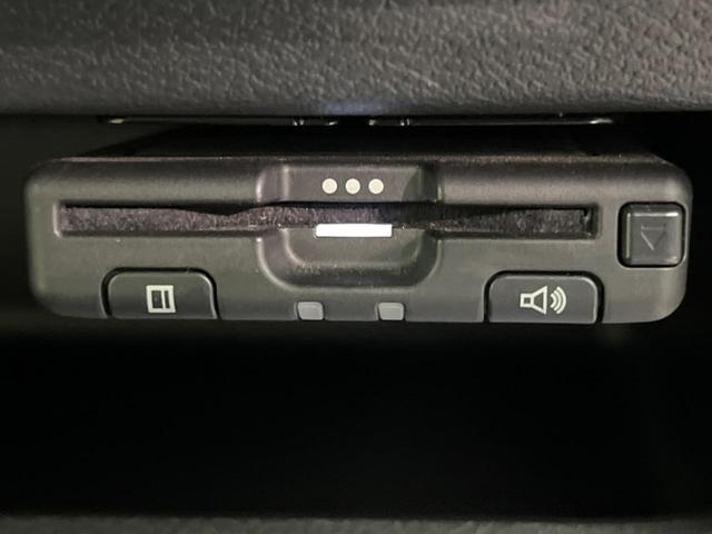 デイズ Ｘ　衝突軽減装置　禁煙車　ＳＤナビ　バックカメラ　ＥＴＣ　Ｂｌｕｅｔｏｏｔｈ　フルセグ　スマートキー　コーナーセンサー　車線逸脱警報　踏み間違い防止　オートライト　オートエアコン　アイドリングストップ（6枚目）