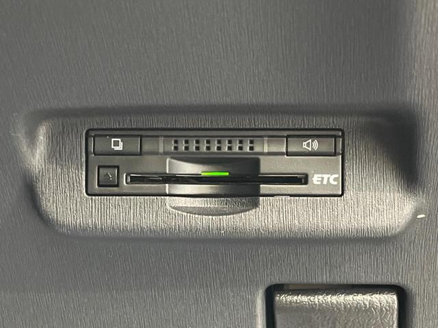 プリウス Ｓ　純正ＳＤナビ　バックカメラ　禁煙車　スマートキー　ＨＩＤヘッド　ビルトインＥＴＣ　オートライト　オートエアコン　純正１５インチアルミ　Ｂｌｕｅｔｏｏｔｈ　ＣＤ　ＤＶＤ再生　フルセグ（5枚目）