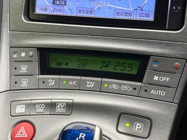 プリウス Ｓ　純正ＳＤナビ　バックカメラ　禁煙車　スマートキー　ＨＩＤヘッド　ビルトインＥＴＣ　オートライト　オートエアコン　純正１５インチアルミ　Ｂｌｕｅｔｏｏｔｈ　ＣＤ　ＤＶＤ再生　フルセグ（7枚目）