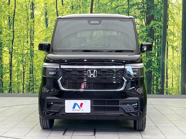Ｎ－ＢＯＸカスタム ベースグレード　届出済未使用車　両側電動スライド　衝突軽減装置　スマートキー　シートヒーター　ステアリングスイッチ　車線逸脱警報　オートマチックハイビーム　踏み間違い防止　コーナーセンサー　ＬＥＤヘッドライト（14枚目）