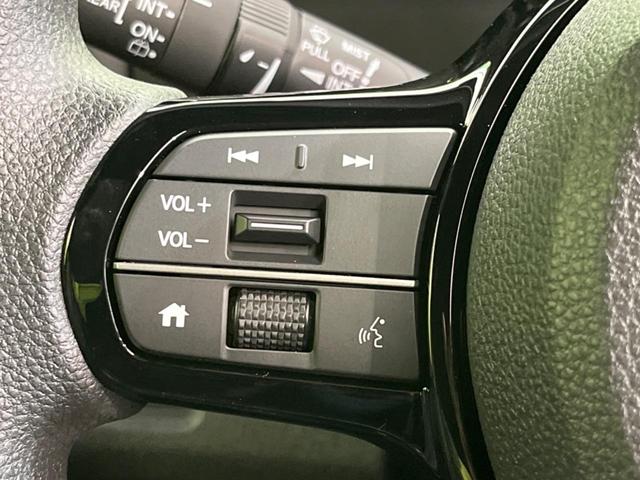 Ｎ－ＢＯＸカスタム ベースグレード　届出済未使用車　両側電動スライド　衝突軽減装置　スマートキー　シートヒーター　ステアリングスイッチ　車線逸脱警報　オートマチックハイビーム　踏み間違い防止　コーナーセンサー　ＬＥＤヘッドライト（50枚目）