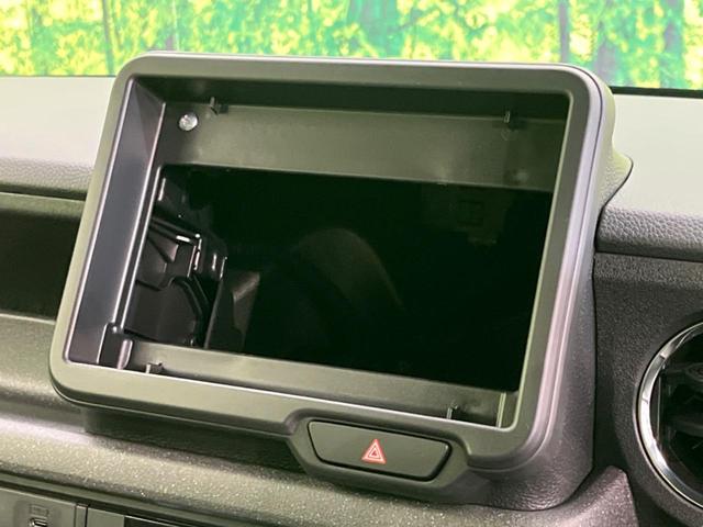 Ｎ－ＢＯＸカスタム ベースグレード　届出済未使用車　両側電動スライド　衝突軽減装置　スマートキー　シートヒーター　ステアリングスイッチ　車線逸脱警報　オートマチックハイビーム　踏み間違い防止　コーナーセンサー　ＬＥＤヘッドライト（51枚目）