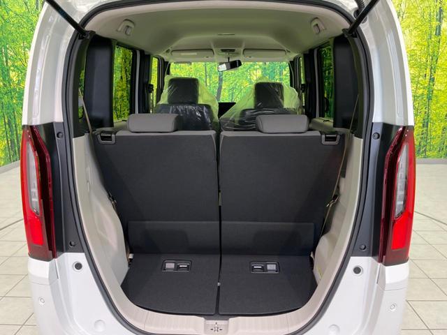 Ｎ－ＢＯＸ ベースグレード　届出済未使用車　電動スライド　衝突軽減装置　スマートキー　シートヒーター　ステアリングスイッチ　車線逸脱警報　オートマチックハイビーム　踏み間違い防止　コーナーセンサー　ＬＥＤヘッドライト（10枚目）